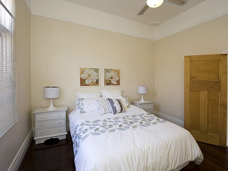 19 Rathay Street, Victoria Park WA 6100