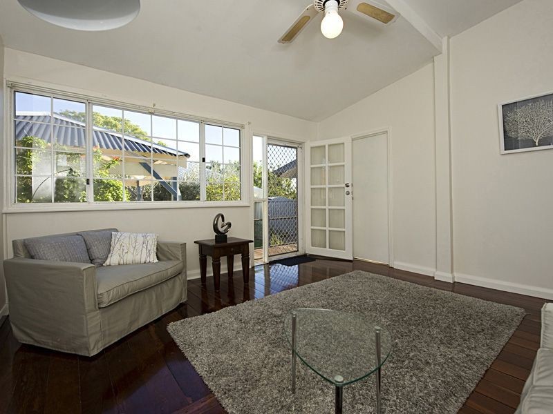 19 Rathay Street, Victoria Park WA 6100