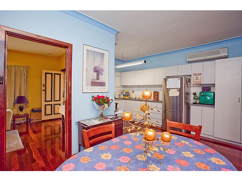 3 Boulder St, Bentley WA 6102