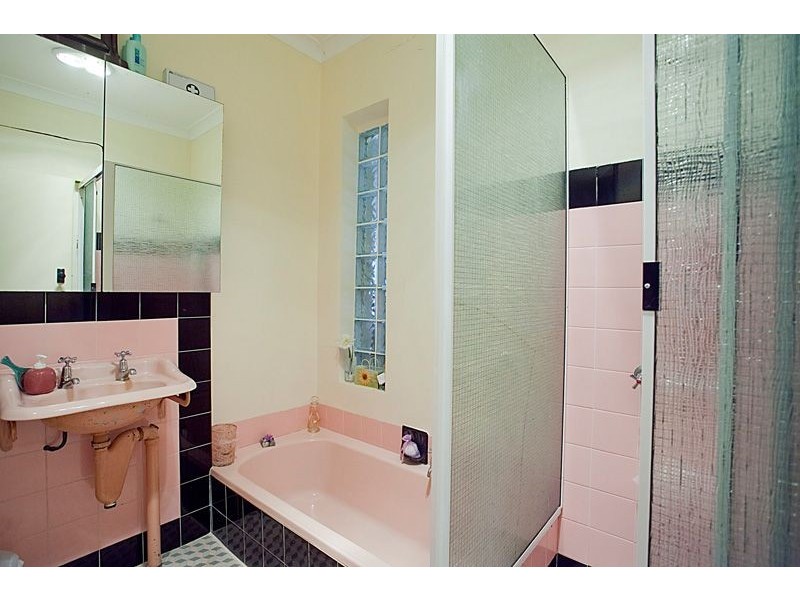 3 Boulder St, Bentley WA 6102