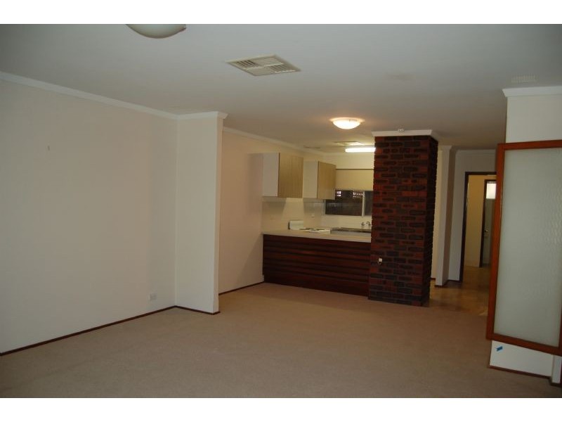 27 Tuam Street, Victoria Park WA 6100