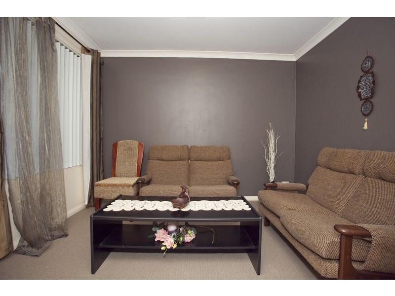 7 Dixon Ave, Kewdale WA 6105