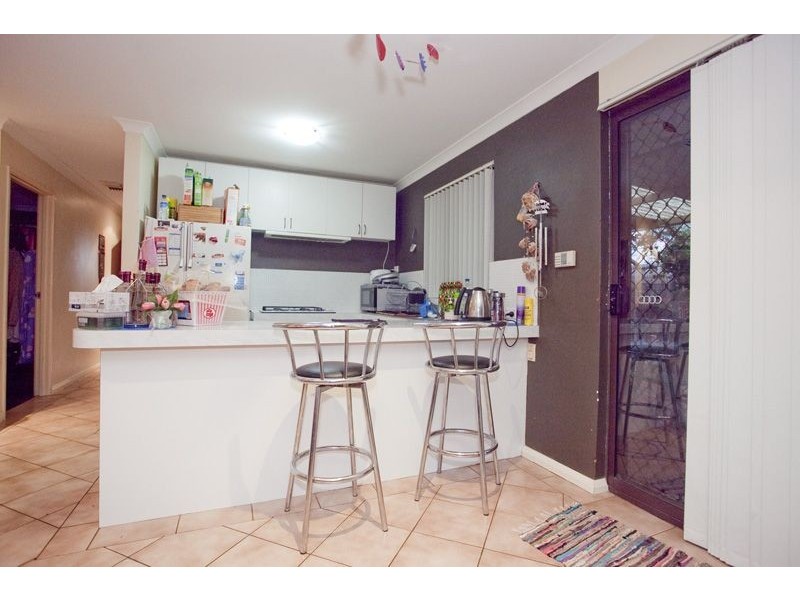 7 Dixon Ave, Kewdale WA 6105