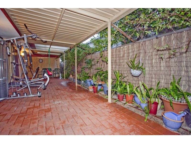 7 Dixon Ave, Kewdale WA 6105