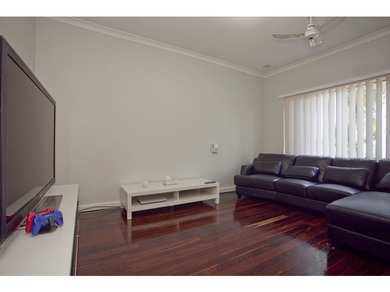 11 Northumberland, Forrestfield WA 6058