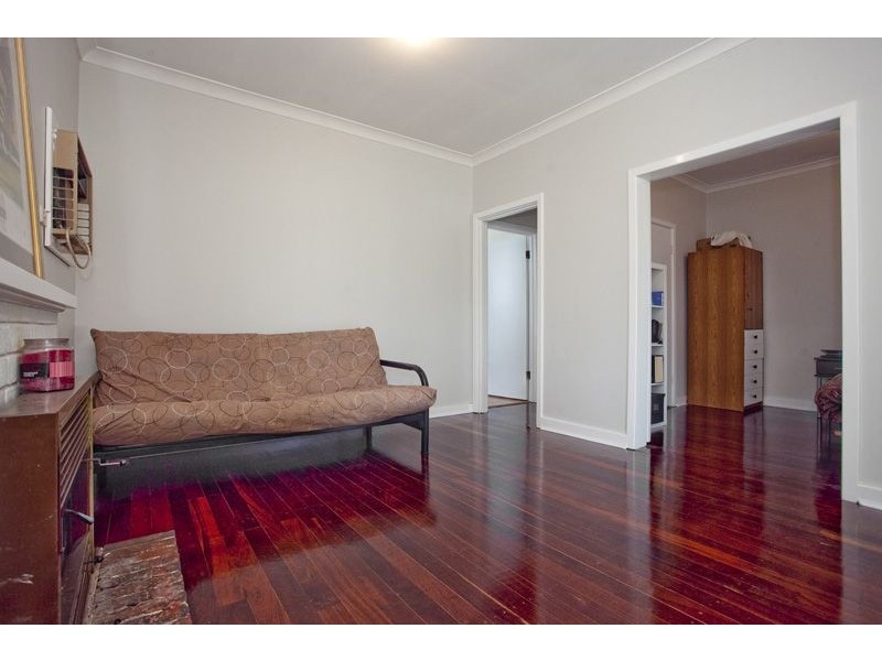 11 Northumberland, Forrestfield WA 6058