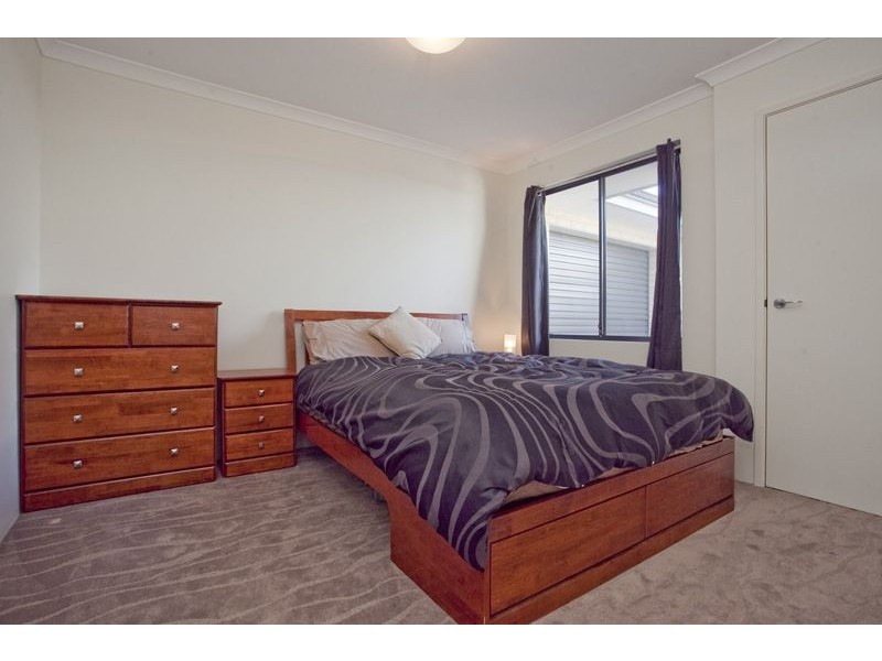 18A Abercorn Road, Forrestfield WA 6058