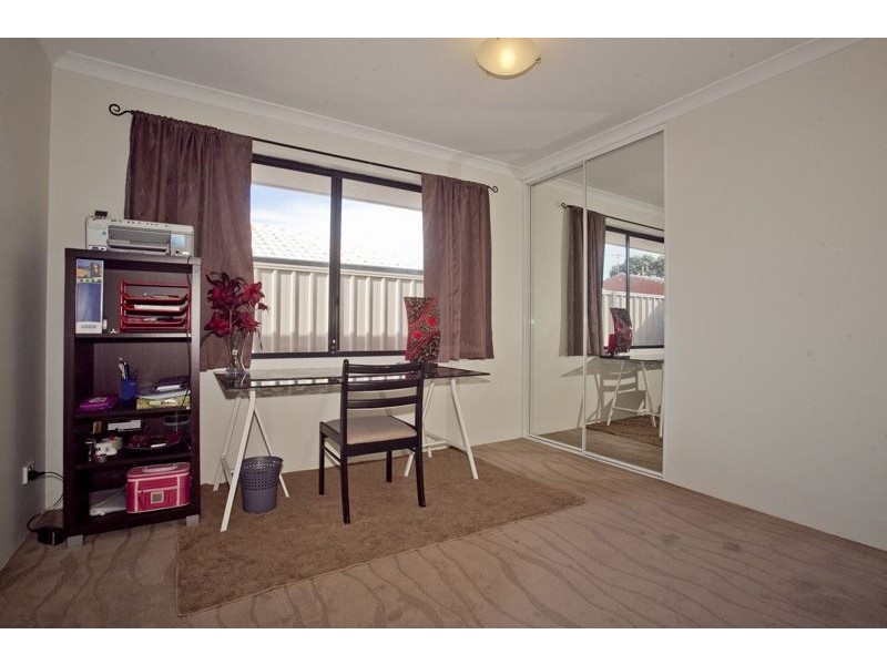 18A Abercorn Road, Forrestfield WA 6058