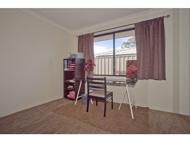 18A Abercorn Road, Forrestfield WA 6058