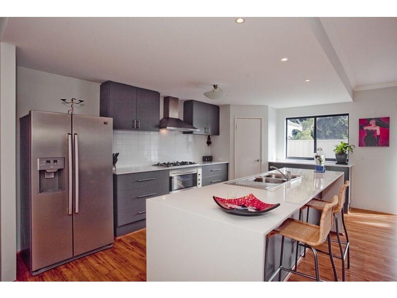 18A Abercorn Road, Forrestfield WA 6058