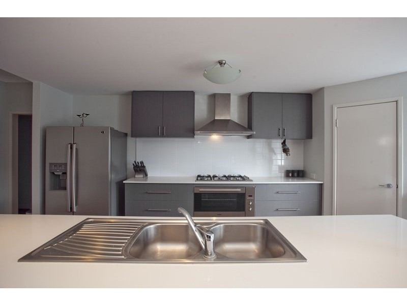 18A Abercorn Road, Forrestfield WA 6058