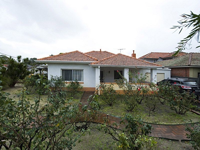 29 Victoria St, St James WA 6102