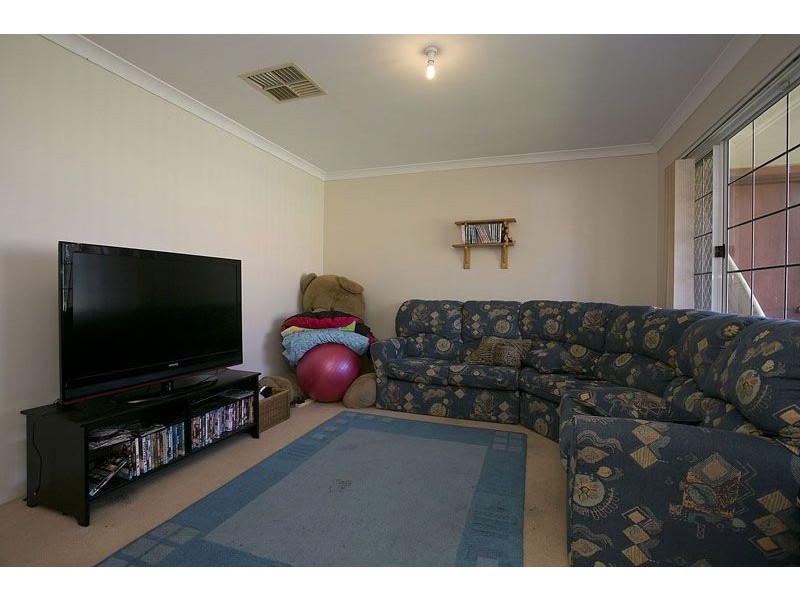 6 Agnew Cove, Bentley WA 6102