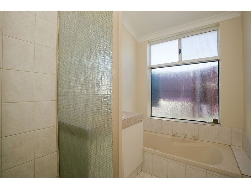 6 Agnew Cove, Bentley WA 6102