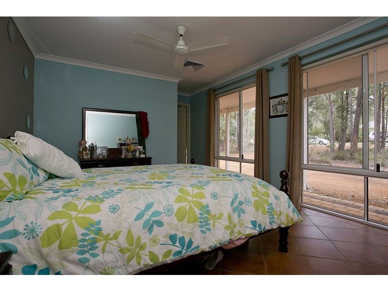 12 Buckland Grove, Mount Helena WA 6082