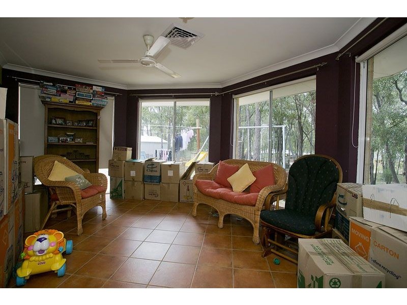 12 Buckland Grove, Mount Helena WA 6082