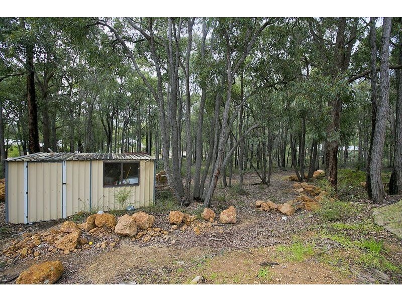 12 Buckland Grove, Mount Helena WA 6082