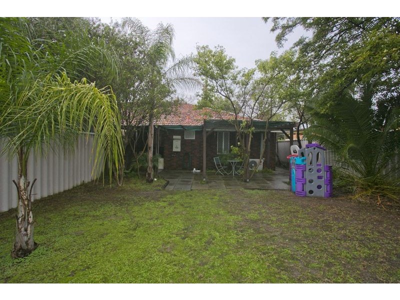 27A Tuam Street, Victoria Park WA 6100