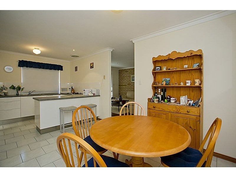 2/121 Swansea St, East Victoria Park WA 6101