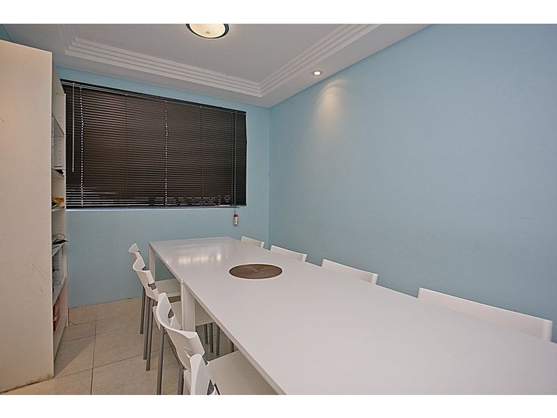 126 Hill View Terrace, St James WA 6102