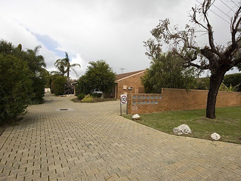 9/10 Chappel St, Dianella WA 6059
