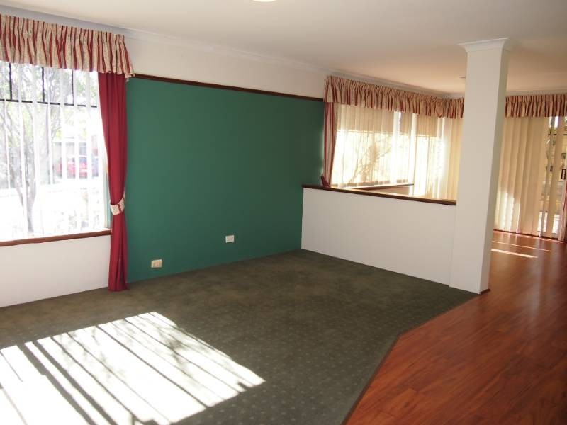 28 Axon Avenue, Victoria Park WA 6100