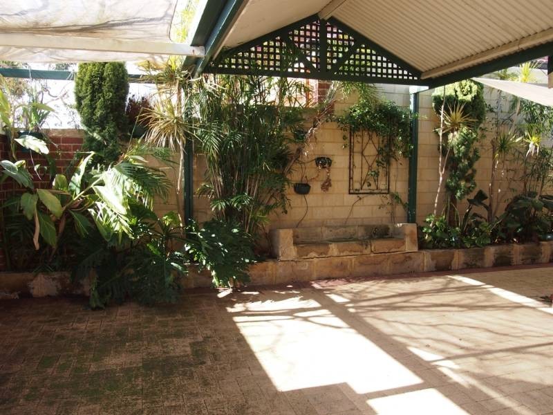 28 Axon Avenue, Victoria Park WA 6100