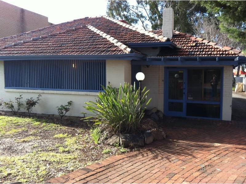 16 Burton Street, Cannington WA 6107
