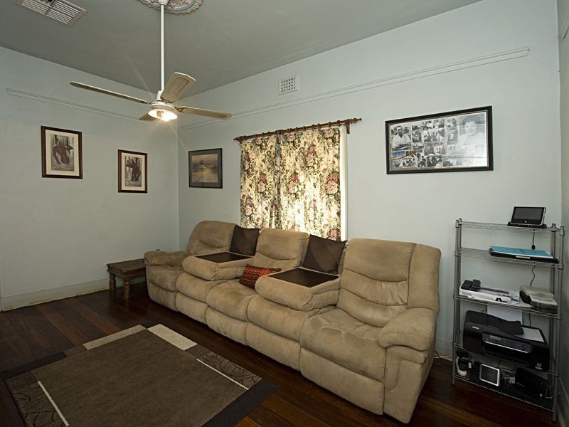 76 KENT STREET, East Victoria Park WA 6101