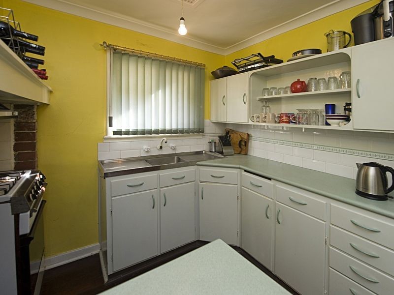 76 KENT STREET, East Victoria Park WA 6101