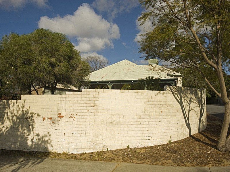 76 KENT STREET, East Victoria Park WA 6101