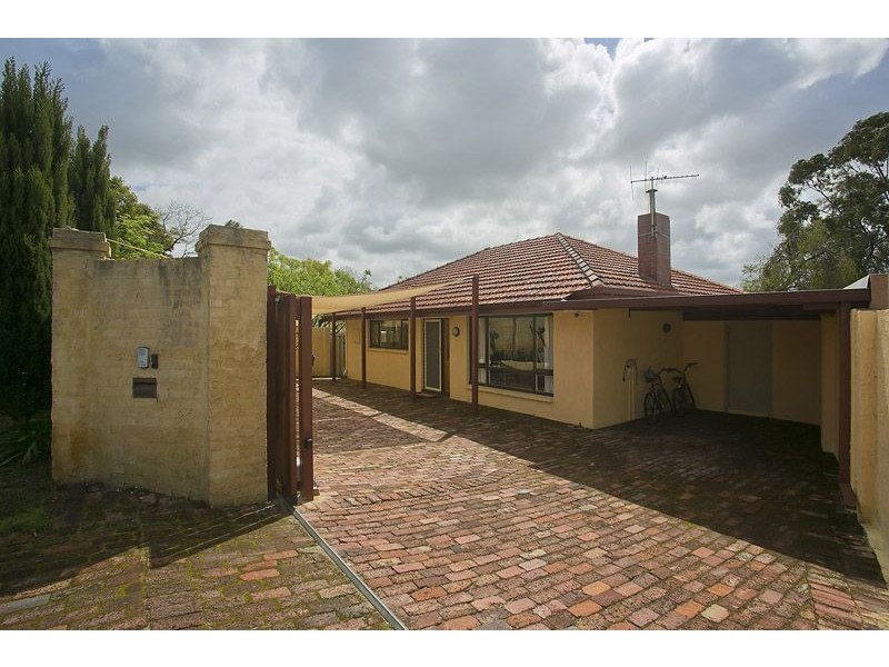 210 Shepperton Rd, East Victoria Park WA 6101