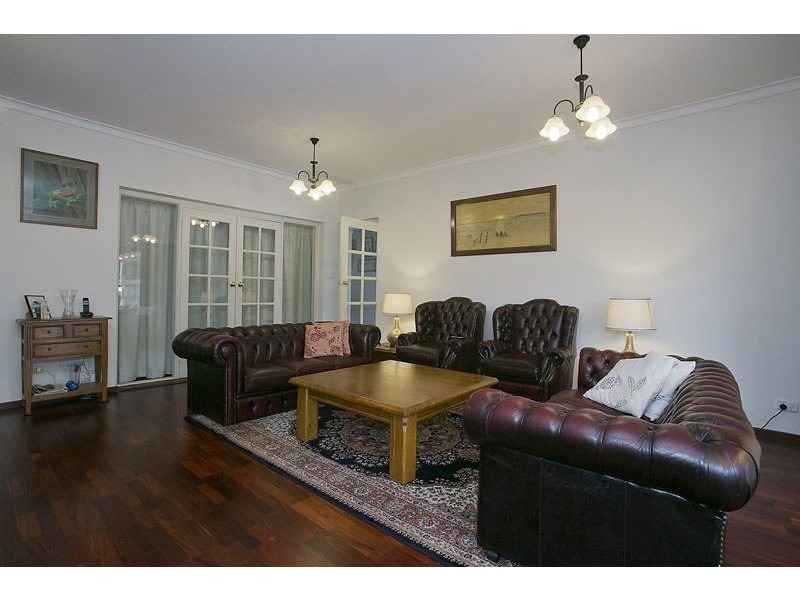 210 Shepperton Rd, East Victoria Park WA 6101