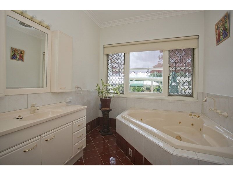 210 Shepperton Rd, East Victoria Park WA 6101