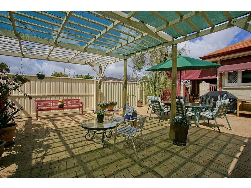 210 Shepperton Rd, East Victoria Park WA 6101