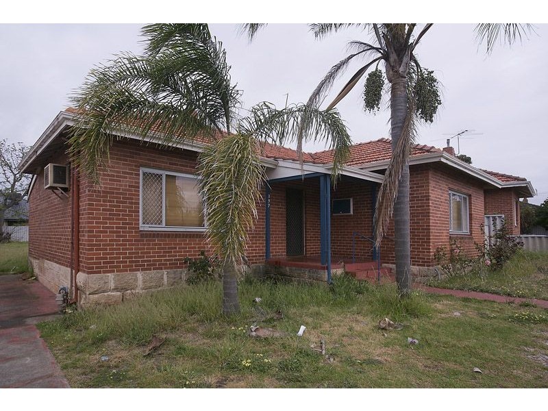 397 Berwick St, St James WA 6102