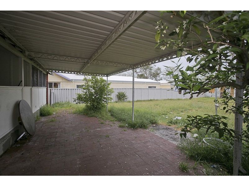 397 Berwick St, St James WA 6102