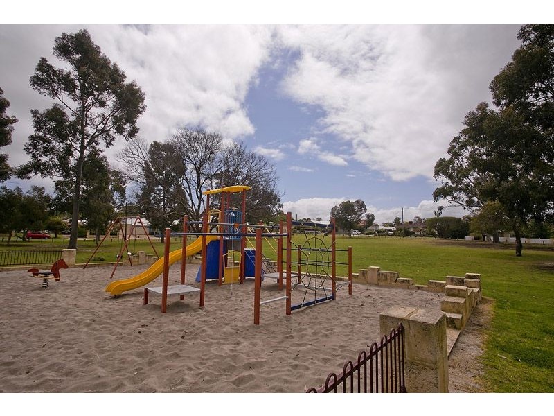 9 Creaton Street, East Victoria Park WA 6101