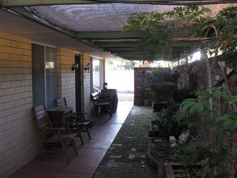 64 Basinghall Street, East Victoria Park WA 6101