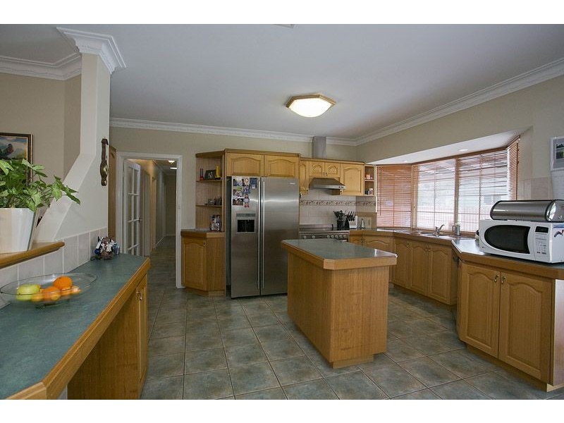 80 Crystal Brook Road, Wattle Grove WA 6107