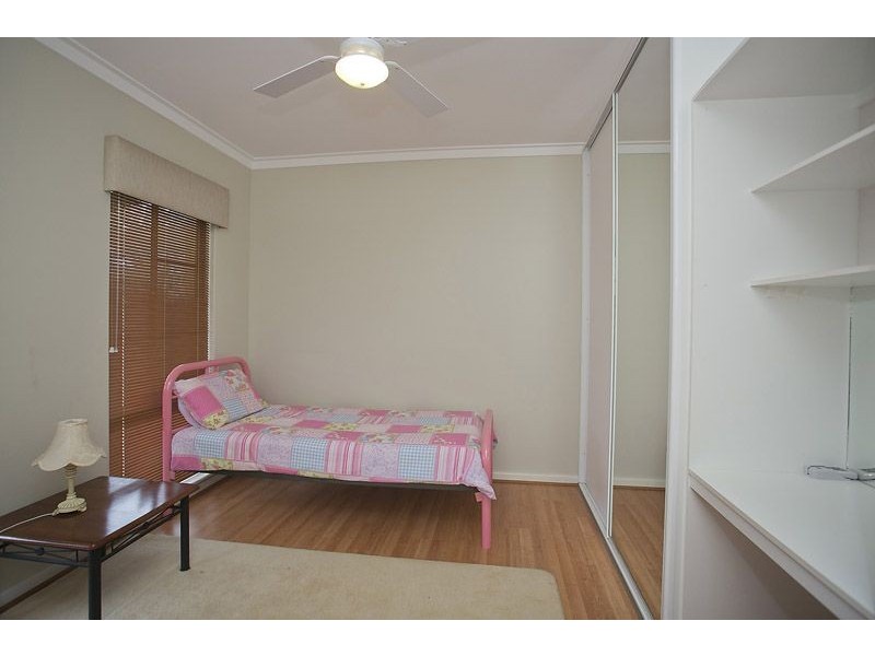 80 Crystal Brook Road, Wattle Grove WA 6107