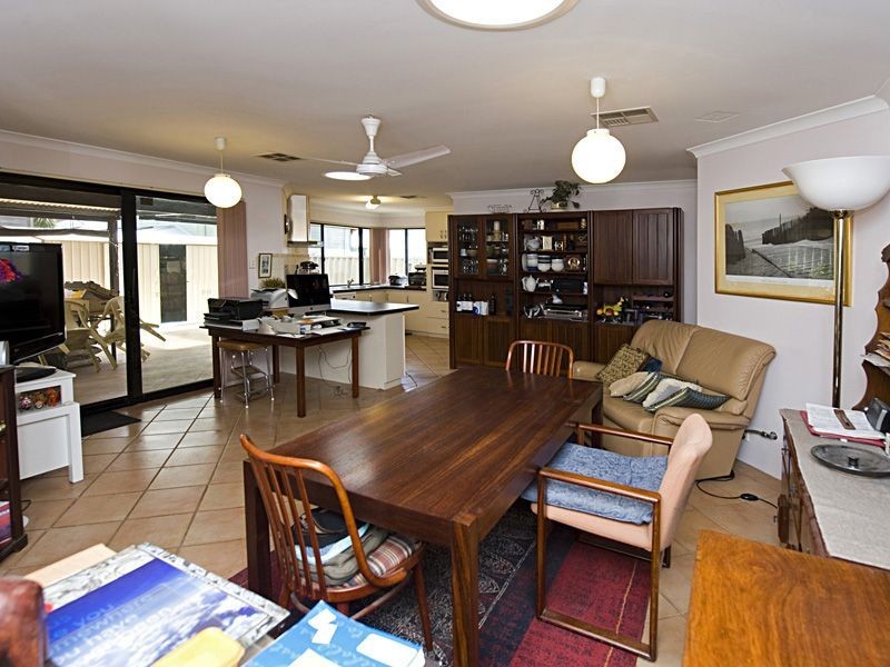 13A Esperance St, East Victoria Park WA 6101