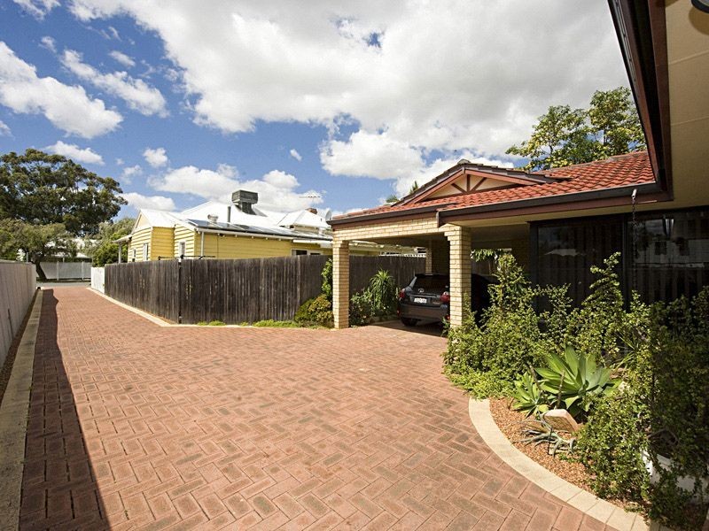 13A Esperance St, East Victoria Park WA 6101