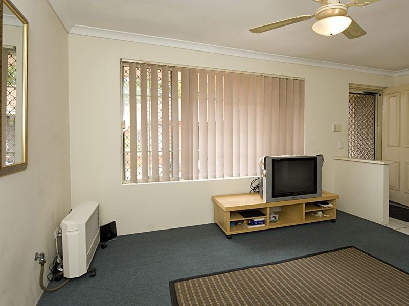 3/200 Shepperton Rd, East Victoria Park WA 6101