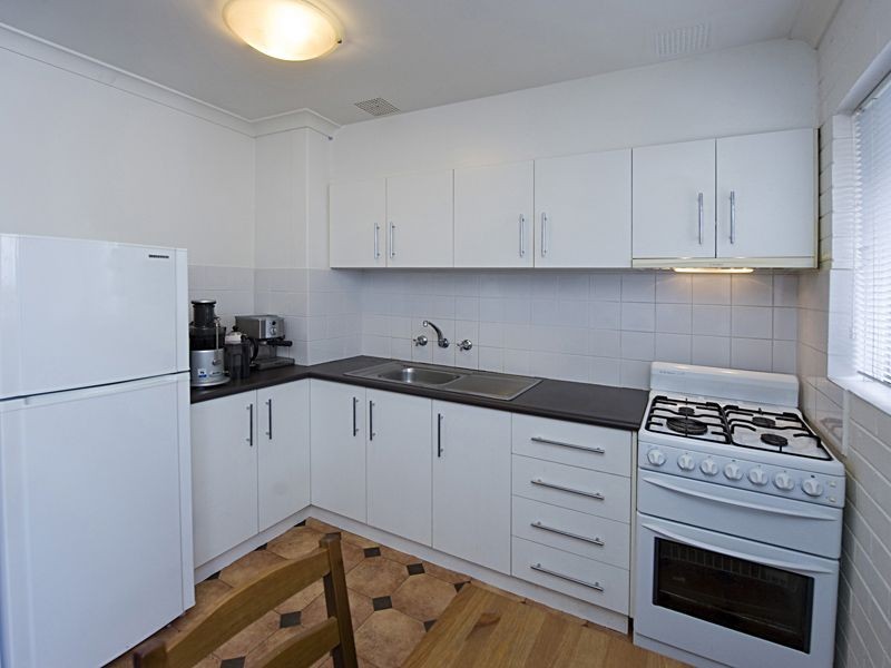 UNIT 6/111 HUBERT STREET, East Victoria Park WA 6101