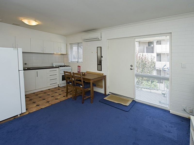 UNIT 6/111 HUBERT STREET, East Victoria Park WA 6101