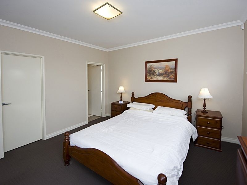 100B SWAN STREET, Tuart Hill WA 6060