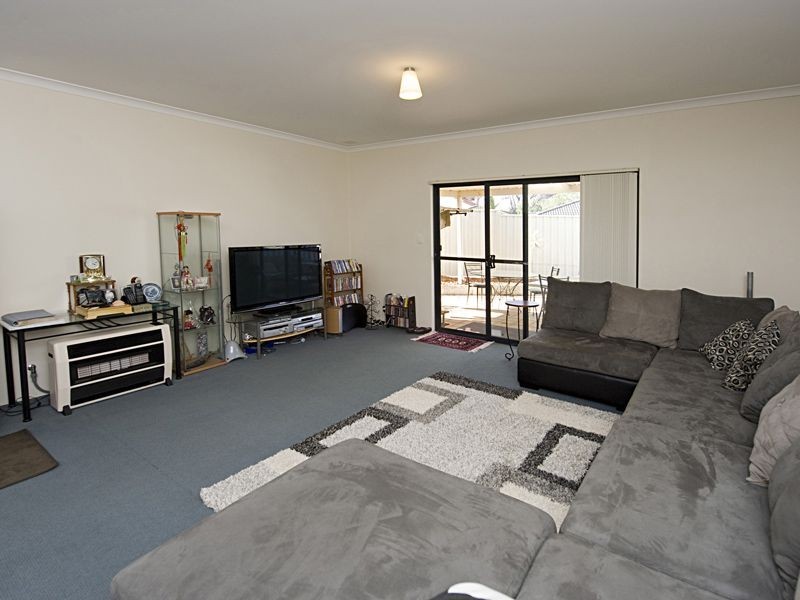 23 Sleight St, St James WA 6102