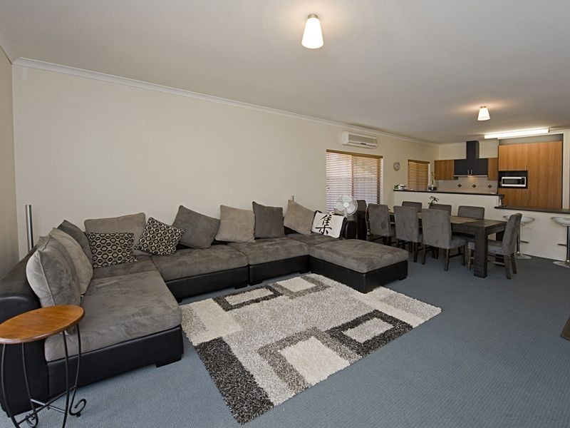 23 Sleight St, St James WA 6102