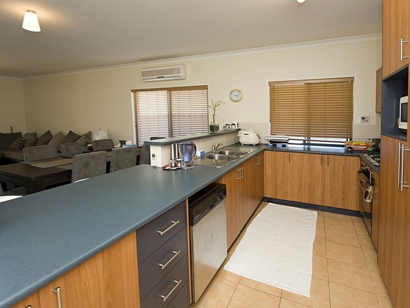 23 Sleight St, St James WA 6102